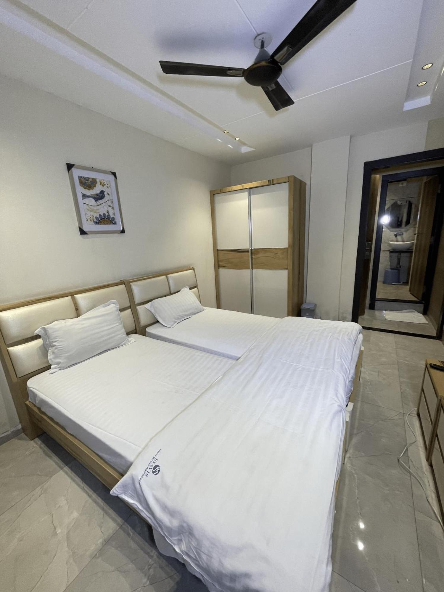 Stayez Studio Apartments Индор Екстериор снимка