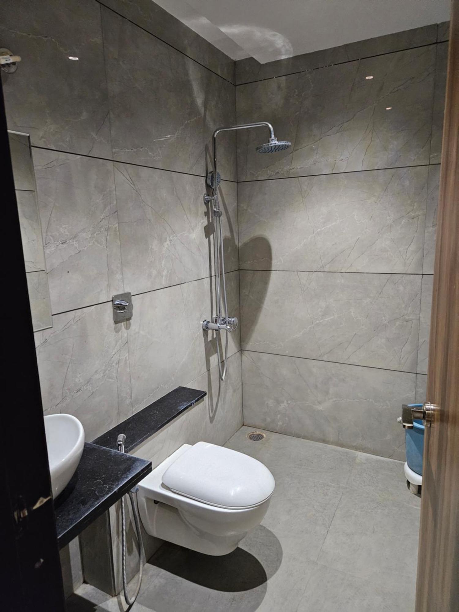 Stayez Studio Apartments Индор Екстериор снимка